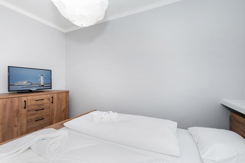 Spokojny Apartament Przy Parku Chopina By Noclegi Renters Świnoujście Exterior foto